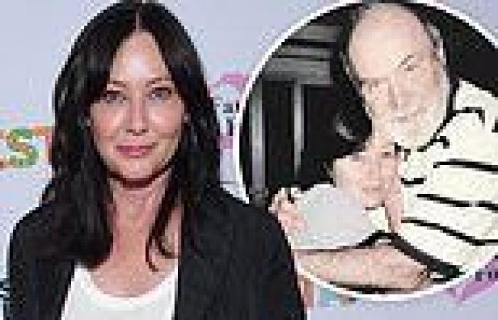 Shannen Doherty reveals she wanted to get a tattoo to honor her late father but ... trends now