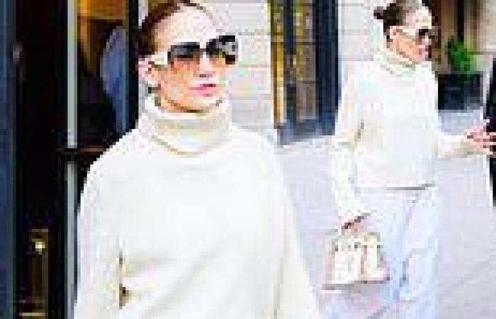Jennifer Lopez stuns in an all-white outfit complete with a $432,000 Himalaya ... trends now