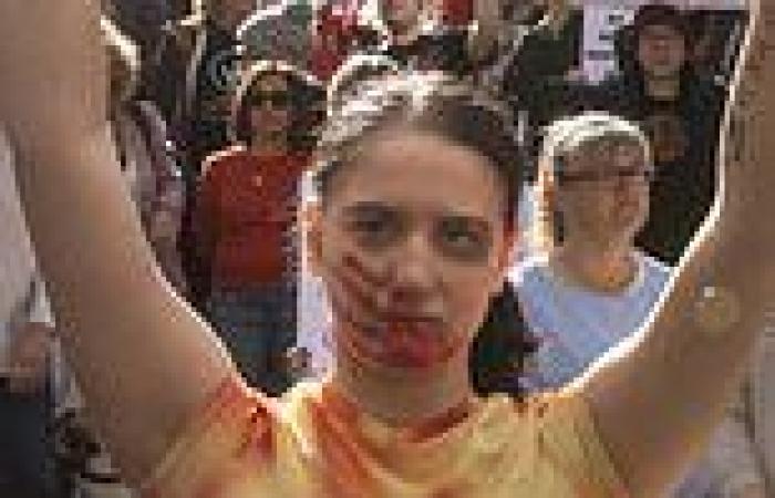 Violence against women rallies unfold in Melbourne and Brisbane as tens of ... trends now