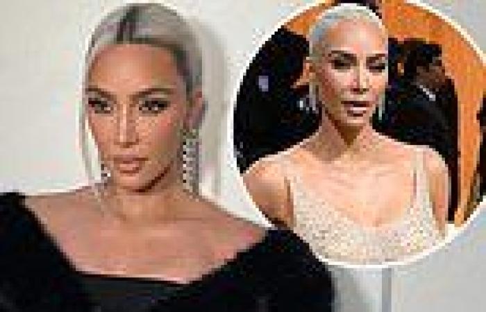 Kim Kardashian shows off new ice blonde look... two years after worrying her ... trends now