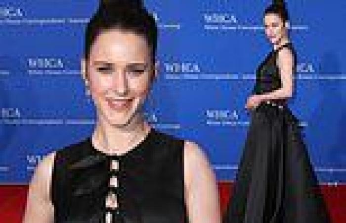 Rachel Brosnahan is a radiant beauty in a chic black sleeveless gown as she ... trends now