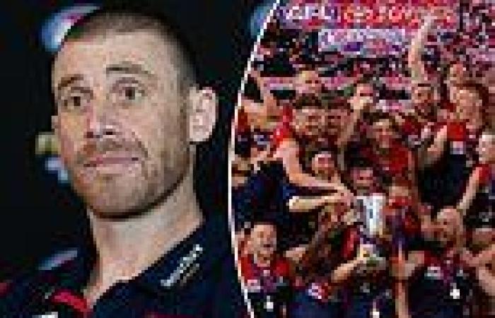 sport news Melbourne Demons coach Simon Goodwin calls for AFL to recognise all squad ... trends now