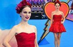 Wednesday 6 July 2022 02:12 AM Natalie Portman flaunts toned physique in scarlet minidress at Thor premiere ... trends now
