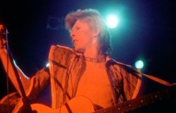 David Bowie's handwritten lyrics go to Tasmania's MONA — for five times the ...