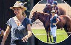 Elsa Pataky shows off her toned legs as she accompanies her daughter to a ... trends now
