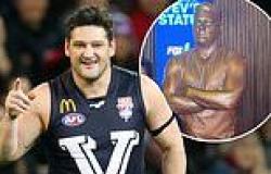 Bronze statue of Brendan Fevola is unveiled in a new Melbourne location after ... trends now