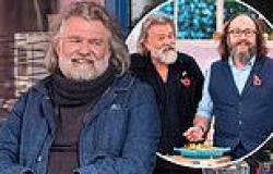 Hairy Biker Si King puts on a brave face and greets fans as he is seen for the ... trends now