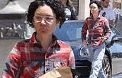 The Conners star Sara Gilbert, 49, shows off her unique style during a solo ... trends now