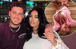 Katie Price and boyfriend JJ Slater soak up the sun and relax at luxury spa ... trends now