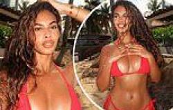 Love Island's Sophie Piper shows off her incredible physique in a ruby red ... trends now