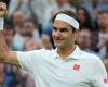 Roger Federer becomes oldest player to reach Wimbledon QF