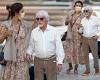 Bernie Ecclestone, 90, steps out for a stroll with glamorous wife Fabiana ...