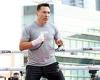 Boxer Oscar De La Hoya, 48, tests positive for COVID despite being fully ...