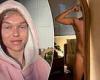 Jack Vidgen poses for a completely naked in mirror selfie