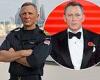 Daniel Craig is made an honorary Commander in the Royal Navy