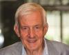 'A true gentleman': Tributes flow for top public servant Paul Barratt who died ...