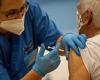 Vaccination teams are bringing in flu but NOT Covid jabs to give elderly ...