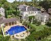 Iconic Seven newsreader Ann Sanders' INCREDIBLE castle-style home goes up for ...