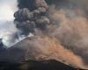 Airlines forced to cancel half-term holiday flights as Mount Etna spews ash and ...