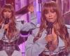 Dancing With The Stars: Tyra Banks rolls with wrong video package and cut ...
