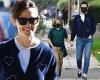 Jennifer Garner is seen without rumored engagement ring as she talks business ...