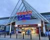 6ft Tesco worker wins £50,000 payout after he was 'falsely imprisoned' by his ...