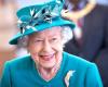 Royal watchers are worried about the Queen, but could she really abdicate?