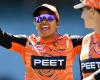 Red-hot Perth Scorchers to host WBBL final after smashing Sydney Sixers