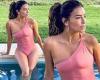 Eva Longoria poses in swimsuit as she shows off her figure by the pool: 'What ...