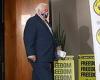 Billionaire Clive Palmer seeks to become political giant by campaigning against ...