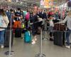 'Another tough day': Sydney Airport expecting big delays ahead of long weekend