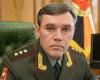 Friday 13 May 2022 01:59 AM Ukraine war: Putin 'purges army top brass as Gerasimov is suspended' trends now