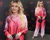 Saturday 14 May 2022 01:28 AM Love Island's Amy Hart looks glamorous in pink ombre satin co-ord at 2:22 A ... trends now