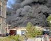 Tuesday 17 May 2022 12:43 PM Flames engulf chemical plant in Russia adding to speculation over Ukrainian ... trends now