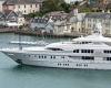 Thursday 19 May 2022 01:37 PM Border Force boards US property billionaire's £48million superyacht as it ... trends now