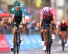 Time bonus puts Jai Hindley just three seconds from Giro d'Italia lead