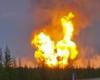 Thursday 16 June 2022 01:19 PM Huge fire breaks out at Russia's largest gas field as pipe bursts trends now