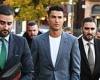 Friday 1 July 2022 05:12 PM Cristiano Ronaldo's bodyguard involved 'in airport spat' causing police to ... trends now