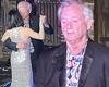 Tuesday 2 August 2022 09:12 PM Bill Murray dances with violinist Mira Wang during benefit concert in Rhode ... trends now