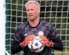 sport news Kasper Schmeichel leaves Leicester for Nice after penning a three-year contract ... trends now