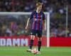 sport news Barcelona's Frenkie de Jong 'refusing to negotiate moves with Chelsea and Man ... trends now