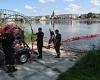 Tuesday 16 August 2022 09:40 PM Polish firemen pull 100 TONS of dead fish from Oder river amid fears of mass ... trends now