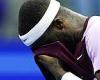 sport news Emotional Frances Tiafoe breaks down in tears on the court and APOLOGIZES to ... trends now