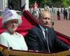 Sunday 11 September 2022 09:16 AM The Queen's sly dig at Vladimir Putin after he kept her waiting trends now