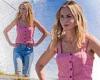 Thursday 22 September 2022 09:53 PM Emily Blunt wears a pink tank top and worn-in jeans as she film scenes for new ... trends now