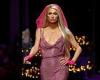 Friday 23 September 2022 08:59 PM Paris Hilton stuns at Milan Fashion week in a sparkling pink mini dress on ... trends now