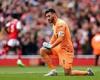 sport news Fans slam Hugo Lloris after SHOCKING blunder handed Arsenal a second goal ... trends now