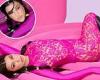 Tuesday 4 October 2022 09:18 PM Kourtney Kardashian poses in a hot pink lace catsuit to promote new gummy trends now