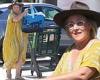 Tuesday 4 October 2022 03:09 AM Ricki Lake dons yellow muumuu as she goes grocery shopping in Malibu amid new ... trends now