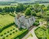 Thursday 6 October 2022 12:55 PM Grade II* listed Jacobean manor house that inspired Thomas Hardy's novels goes ... trends now